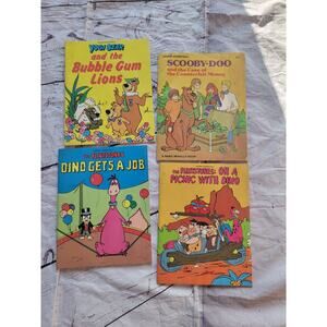 Hanna-Barbera's The Flintstones Dino Yogie Bear Scooby Doo 70s Books